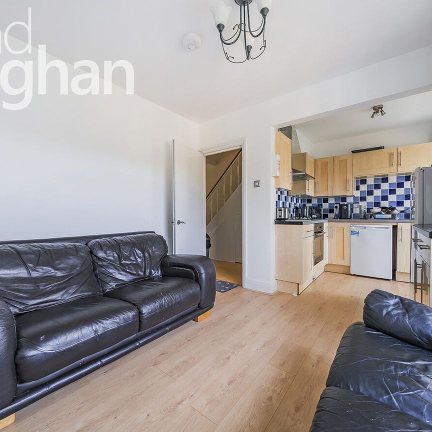 5 bedroom terraced house to rent - Photo 1