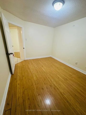 2 William Honey Crescent #Bsmt - Photo 3