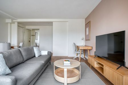 Rue La Fayette - Photo 2