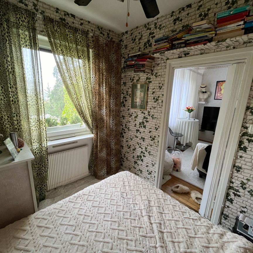 Brådstupsvägen, Hägersten - Foto 1