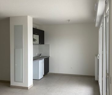 Location Appartement 1 pièce 30m² - Photo 3