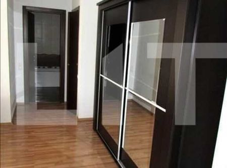 1 camera+nisa de dormit, 65 mp, mobilat modern, zona Plopilor Vest - Photo 2