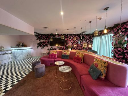 Elegance Apartment - Photo 4