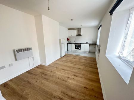 1 bedroom maisonette to rent - Photo 2