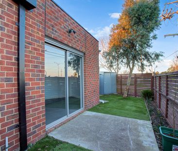 Your Thomastown Retreat Awaits! - Photo 2