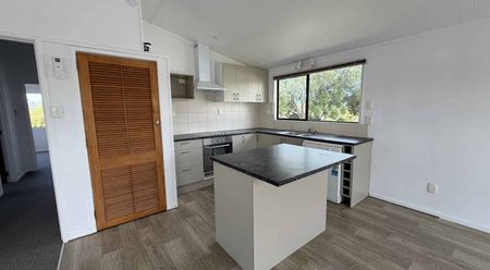 Comfort on Catherine Cres - Photo 4