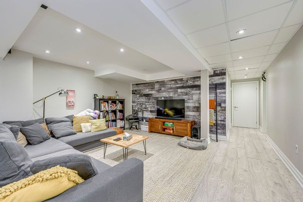 For Lease - 52 Decarie Circle, Toronto, Ontario - Photo 1