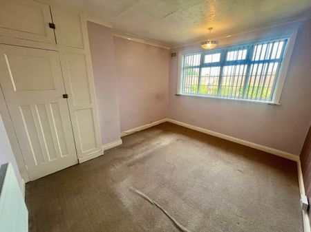 Rochford Crescent, Boston - Photo 4