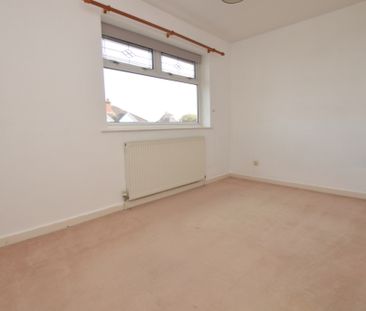 4 Bedroom Detached House - Photo 3