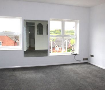 3 bed Terraced - To Let - Photo 1