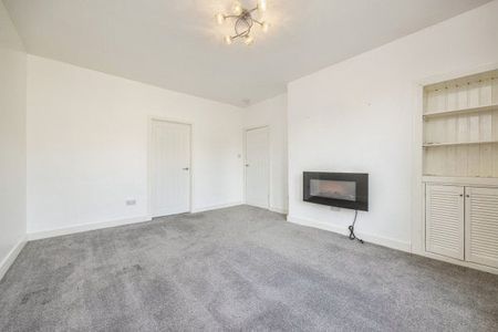 Abercrombie Place, Menstrie - Photo 5