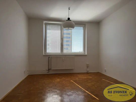 Pronájem bytu 2+1 Spáčilova, Kroměříž - Photo 1