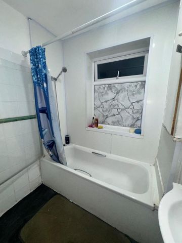 House share to rent - Photo 4