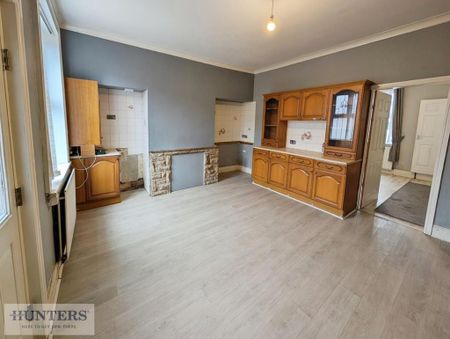 3 bedroom terraced house to rent - Photo 2