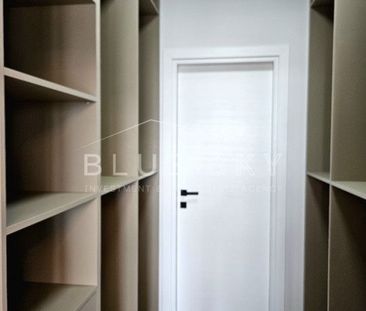 Apartament premium de inchiriat, la cativa pasi de plaja - Fotografie 5