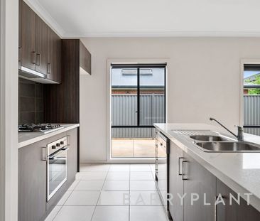 Family Home in the Heart of Darley! - Photo 3