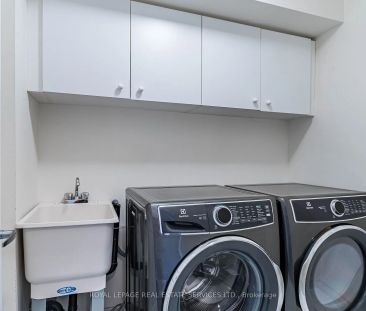 Condo Townhouse For Lease | W9245254 - Photo 1