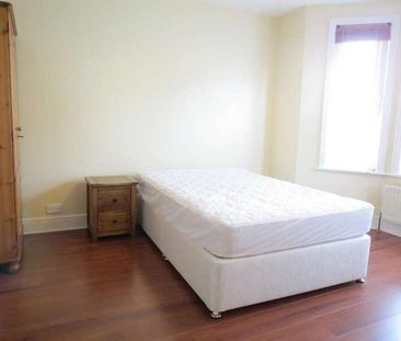 Bedroom House In Bournemouth, BH9 - Photo 4