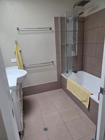 Holland Park West - Photo 5