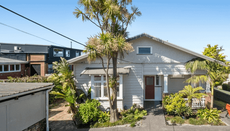 Hinemoa Villa - Photo 5