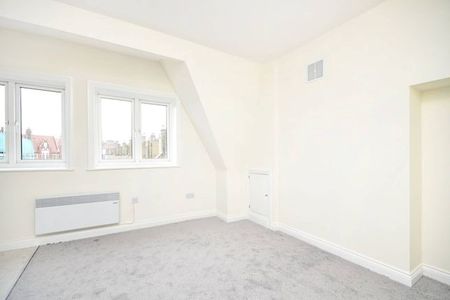 1 Bedroom Flat - Photo 3