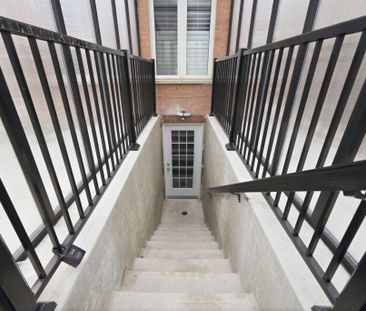 For Lease - 426 Arrowsmith Drive Unit# Lower, Mississauga, Ontario - Photo 1