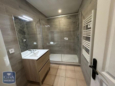 Location Appartement 3 pièces 81m² MARIGNANE 13700 - Photo 3