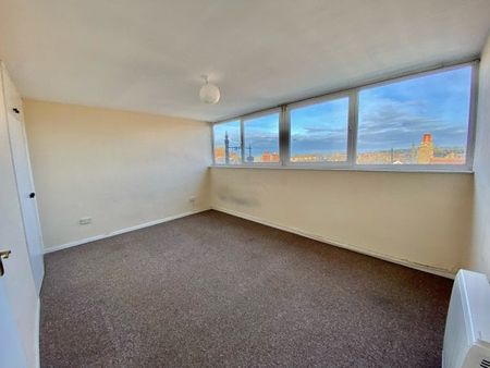 High Street, Biggleswade. SG18 - Photo 2