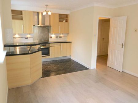 2 bedroom apartment to rent - Photo 4