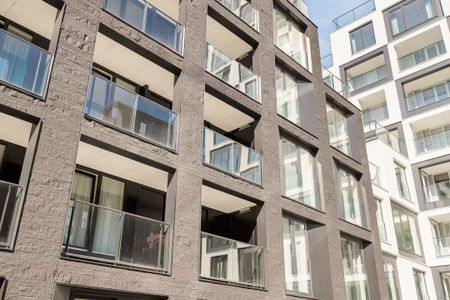 Te huur: Appartement Mies van der Rohestraat in Hoofddorp - Photo 2