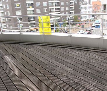 Lichtrijk hoekappartement met 2 kamers, ruim terras met prachtig zi... - Photo 3