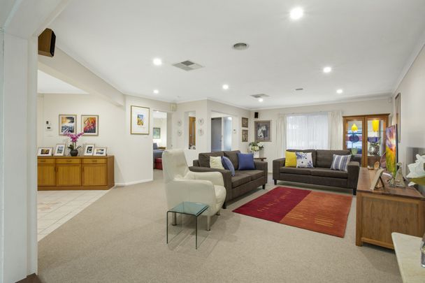 Spacious Family Home in great location - Photo 1