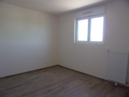 Location Appartement 4 pièces 88m² VERNON 27200 - Photo 3