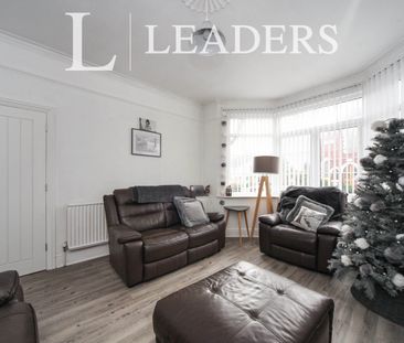 3 bedroom house to rent Trinity Road, Luton, Bedfordshire, LU3 - Photo 2