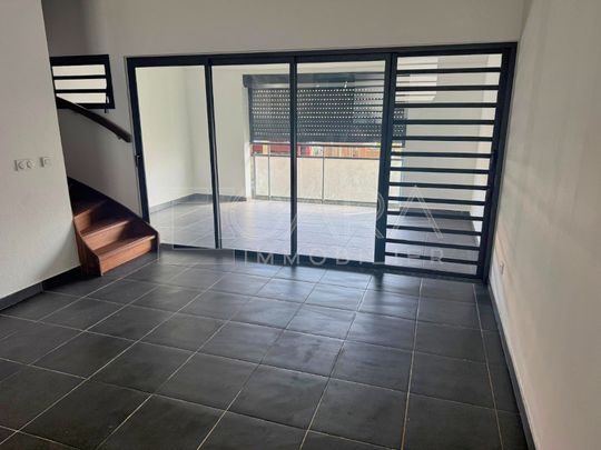 Location Appartement 2 pièces 49m² CAYENNE 97300 - Photo 1