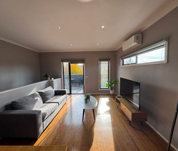 2/85 Gaffney Street, Coburg VIC 3058 - Townhouse For Rent | Domain - Photo 6