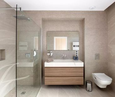 Maison à louer Tourrettes Sur Loup, Cote d'Azur, France8 000 EUR / ... - Photo 5