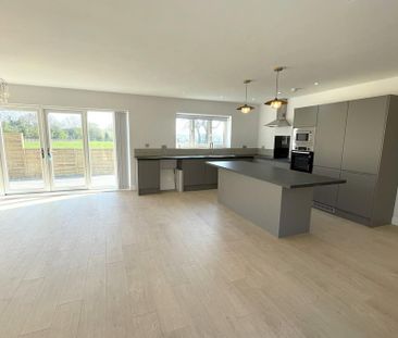 3 bedroom barn conversion to rent - Photo 5