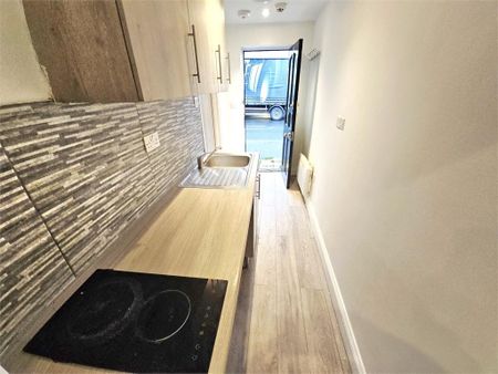 1 bedroom apartment to rent - Photo 2