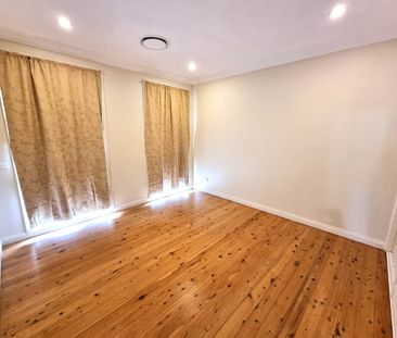 38 Conrad Street, Wetherill Park NSW 2164 - House For Rent | Domain - Photo 3