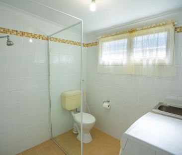 Cozy One Bedroom Home - Photo 3