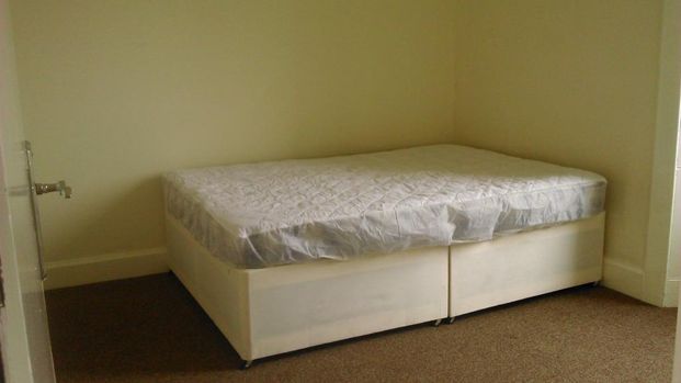 1 bedroom property to rent - Photo 1