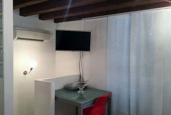 Via Edmondo de Amicis, Milan, Lombardy 20123