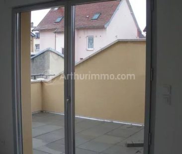 Location Appartement 4 pièces 82 m2 à Seloncourt - Photo 2