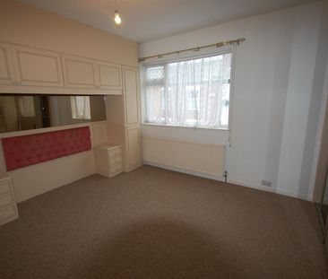 24 Axholme Street, Goole - Photo 5