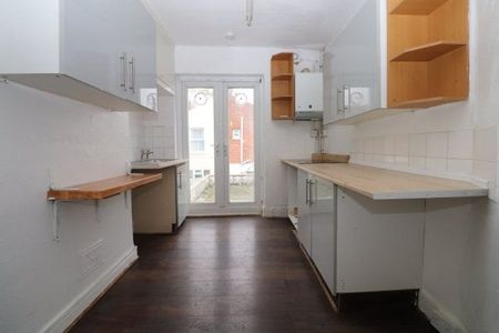 Hayes Road, Clacton-on-Sea, CO15, Property for rent - Photo 4