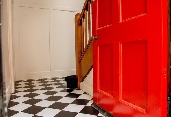 Unique 2 Bedroom on Winton’s main street! - Photo 1