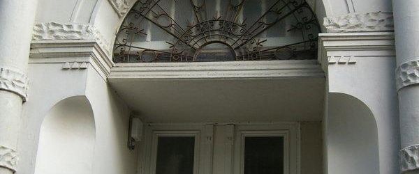 Geräumige 2 Zimmer-Wohnung mit Stellplatz zu mieten! - Foto 1