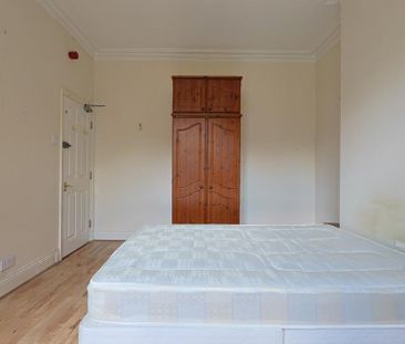 5 bedroom Student Terraced House to rent in Rothbury Terrace, Heato... - Photo 6