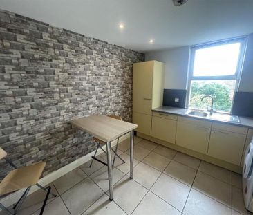 Apt 40, 12 Old Brewery Lane, Glen Road, Belfast, BT11 8QY - Photo 6